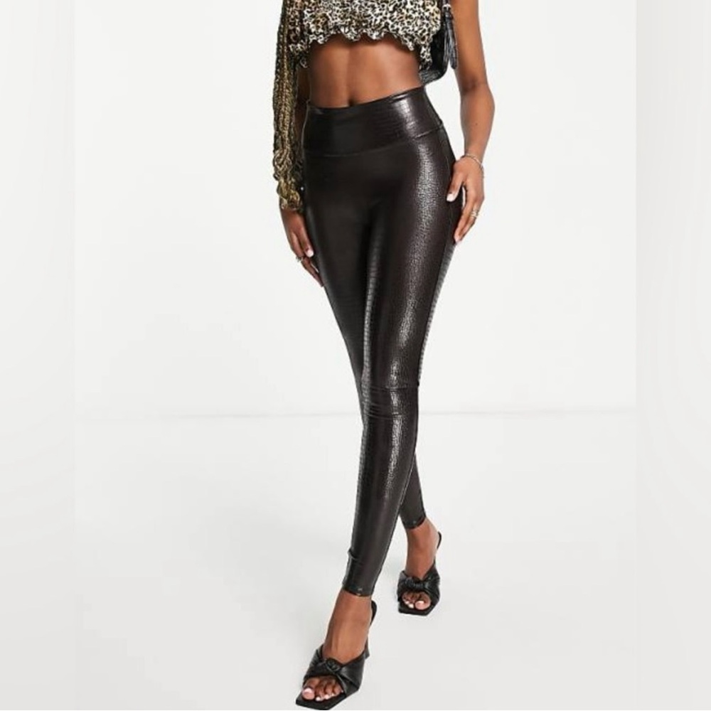 NWT SPANX Brown/Black Faux Leather Croc Leggings